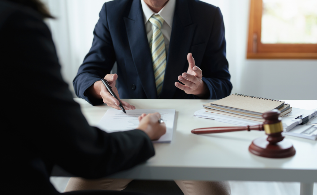 How to Work with a Divorce Attorney